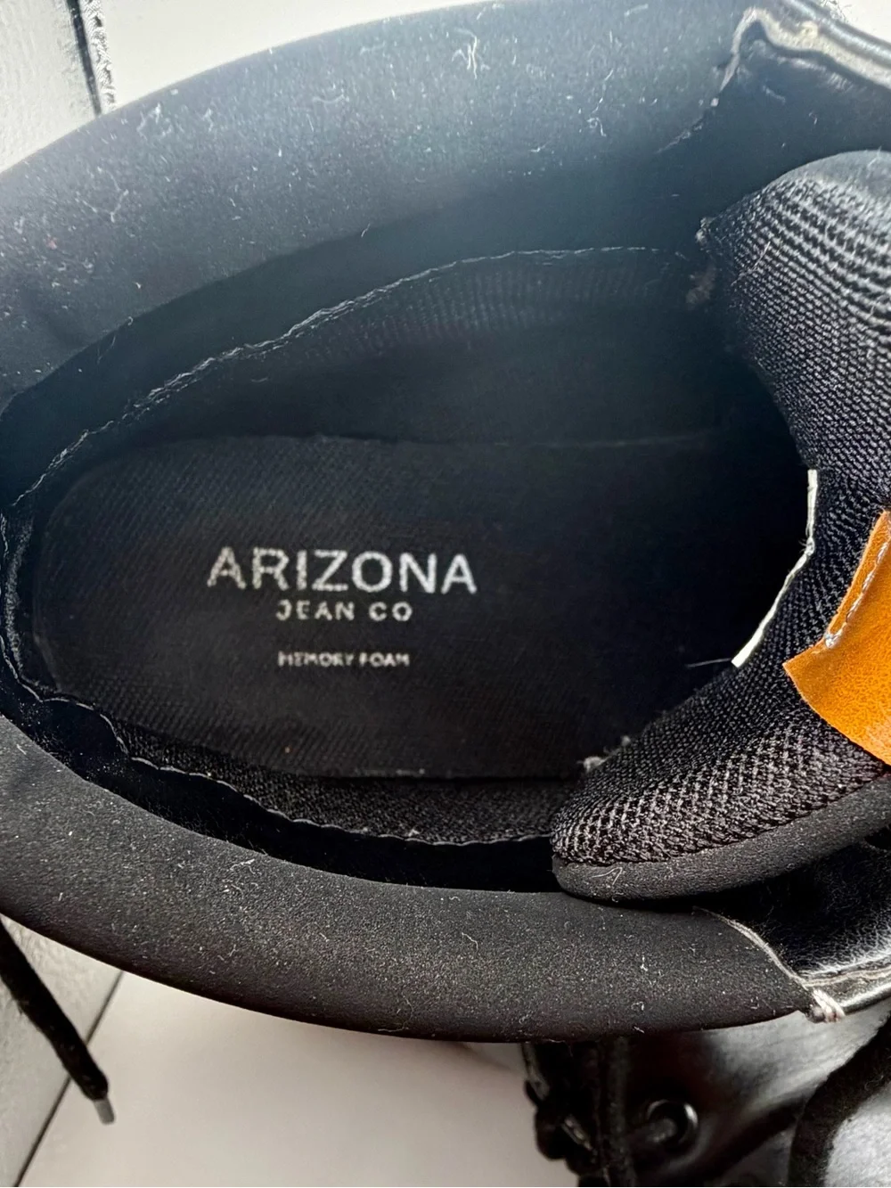 Arizona Jean Company Black Chukka Boots with Cream Sole Men’s size 9.5